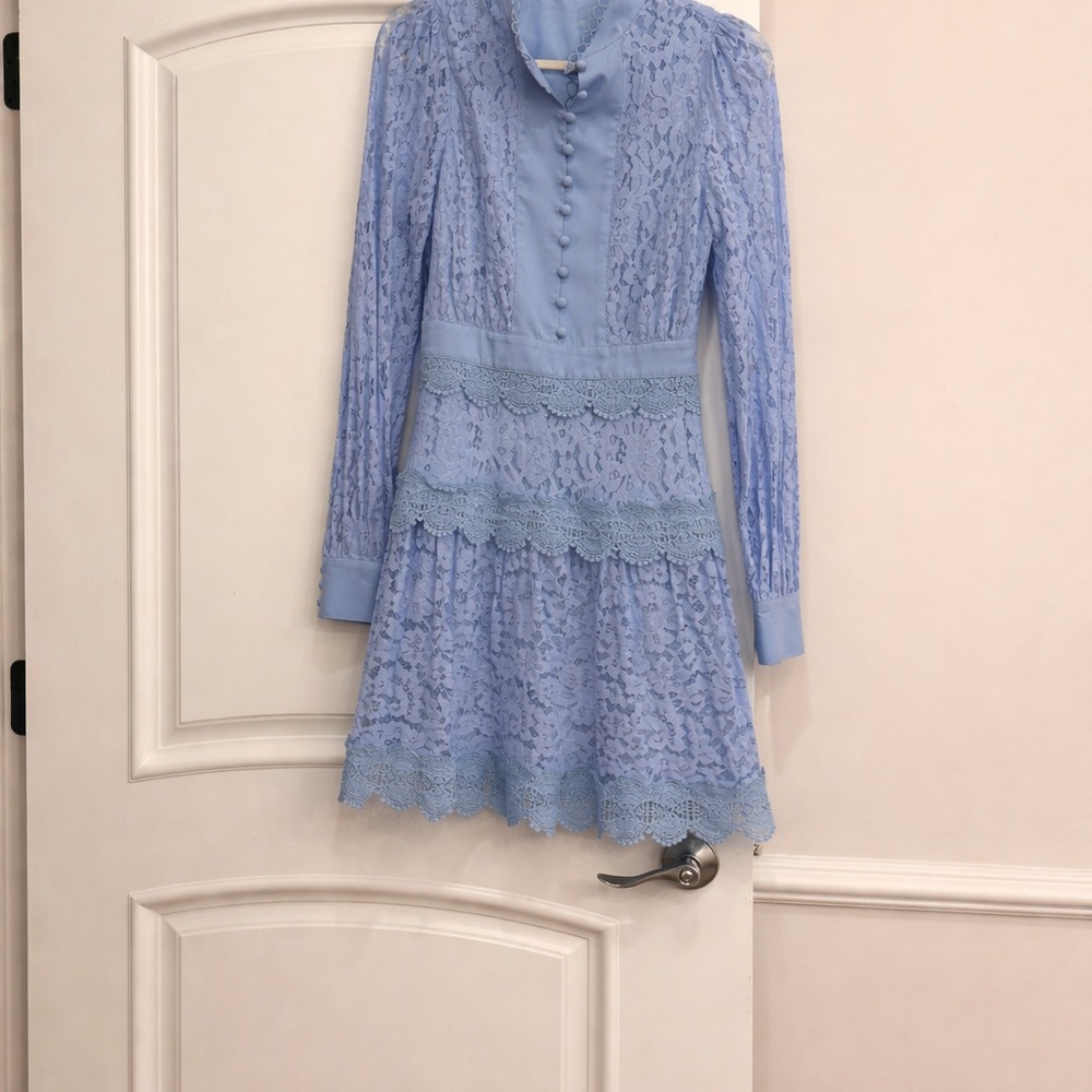Light Blue Lace Long-Sleeve Tiered Dress
